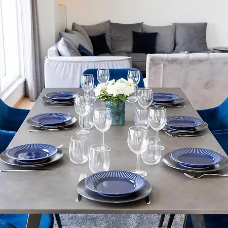 Vesiroosi Penthouse By River דירה