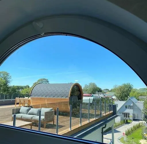 Vesiroosi Penthouse By River פארנו