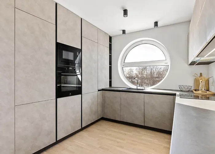 Vesiroosi Penthouse By River