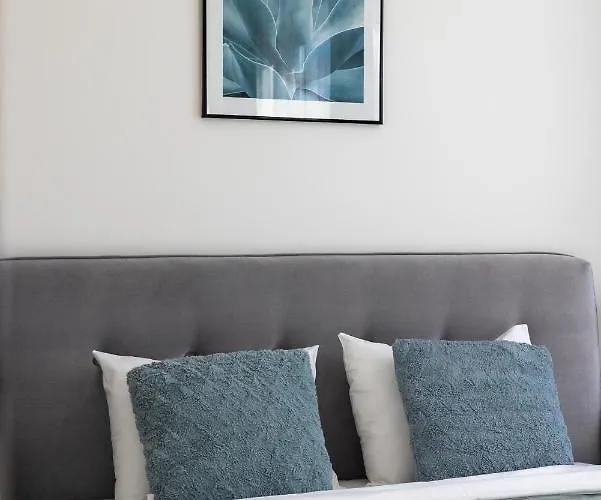 公寓 Vesiroosi Penthouse By River *