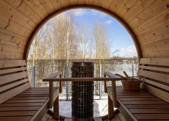 Vesiroosi Penthouse By River דירה